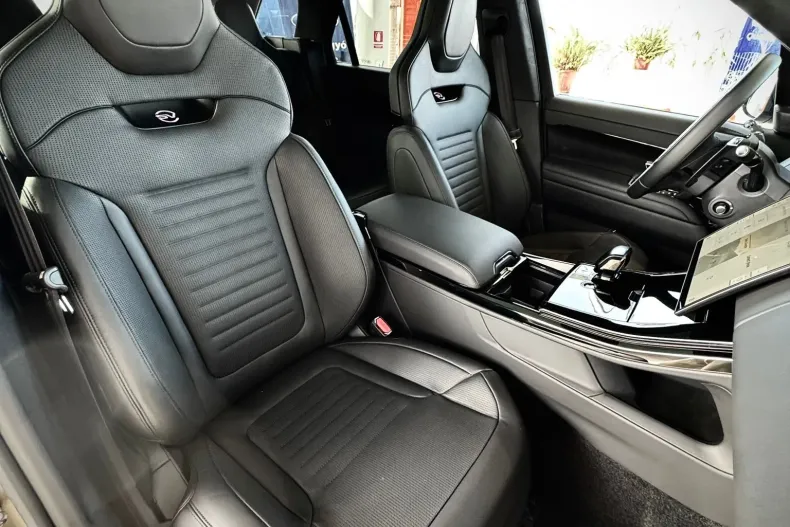 Land Rover Range Rover Sport din 2024 cu 500 km - oferta LAN138963 - foto 13