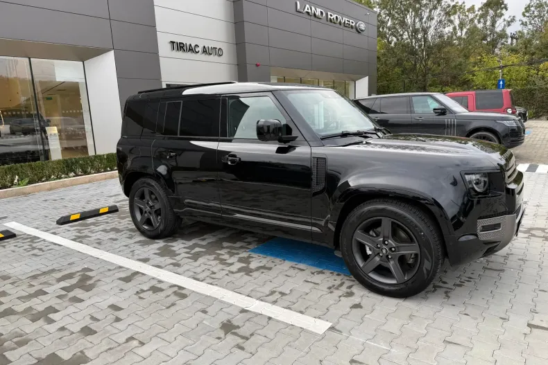 Land Rover Defender din 2024 cu 3.500 km - oferta LAN138977 - foto 5