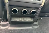 Land Rover Defender din 2024 cu 3.500 km - oferta LAN138977 - foto 12