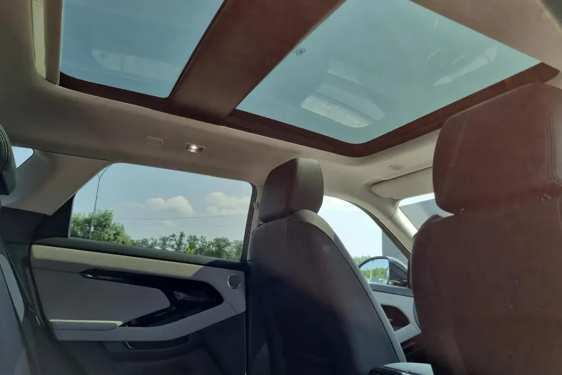 Land Rover Range Rover Evoque din 2024 cu 5 km - oferta LAN138980 - foto 16