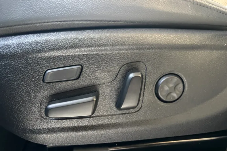 Hyundai SANTA FE din 2021 cu 116.000 km - oferta HYU138987 - foto 15