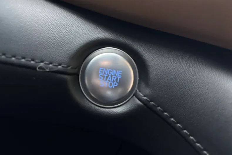 Hyundai SANTA FE din 2021 cu 116.000 km - oferta HYU138987 - foto 18