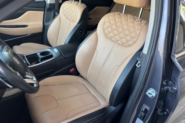 Hyundai SANTA FE din 2021 cu 116.000 km - oferta HYU138987 - foto 35