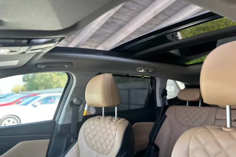 Hyundai SANTA FE din 2021 cu 116.000 km - oferta HYU138987 - foto 40