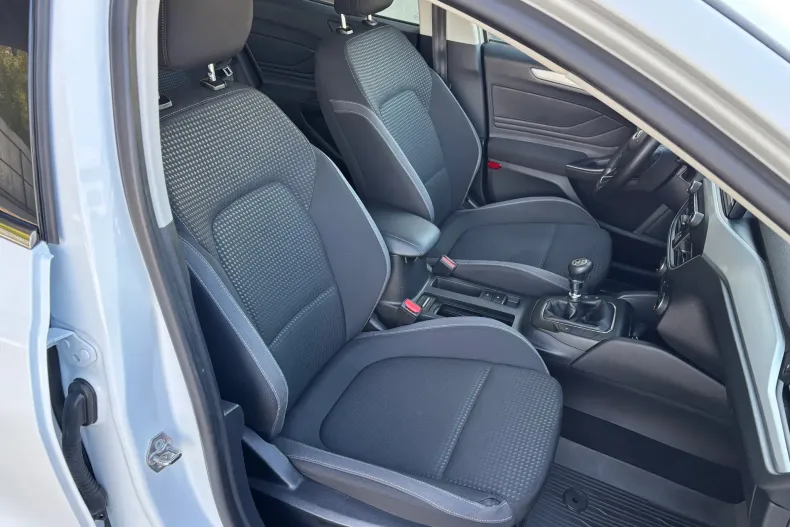 Ford Focus din 2021 cu 120.000 km - oferta FOR138989 - foto 34