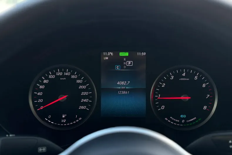 Mercedes-Benz GLC Coupe din 2020 cu 123.800 km - oferta MER138990 - foto 16