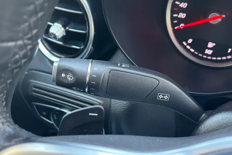 Mercedes-Benz GLC Coupe din 2020 cu 123.800 km - oferta MER138990 - foto 17