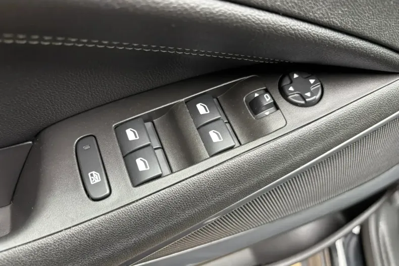 Opel Crossland din 2022 cu 85.000 km - oferta OPE138996 - foto 20