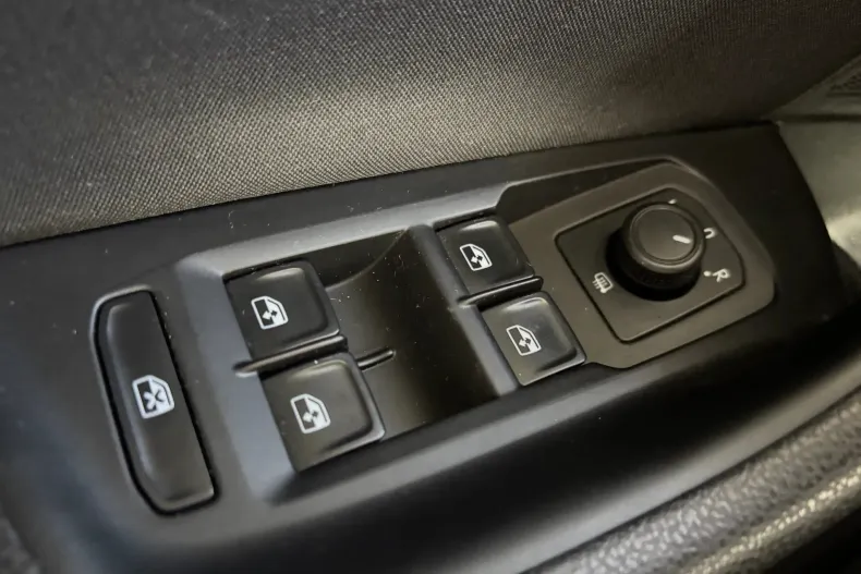 Volkswagen Passat din 2020 cu 106.800 km - oferta VOL138998 - foto 19