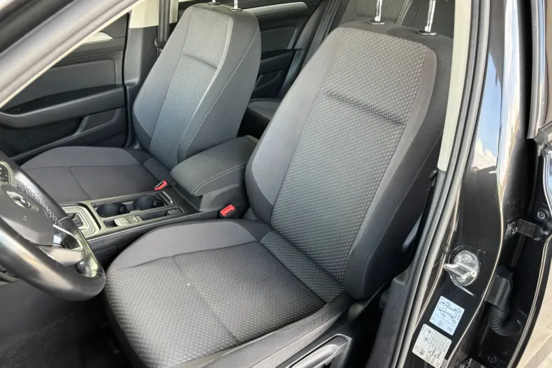 Volkswagen Passat din 2020 cu 106.800 km - oferta VOL138998 - foto 30