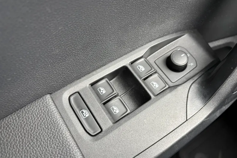 Seat Ibiza din 2021 cu 77.393 km - oferta SEA139006 - foto 18