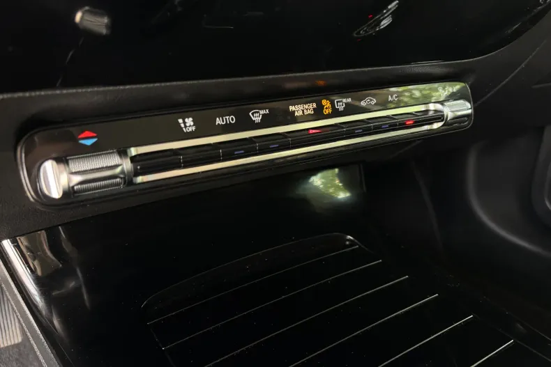 Mercedes-Benz A din 2020 cu 69.600 km - oferta MER139008 - foto 19