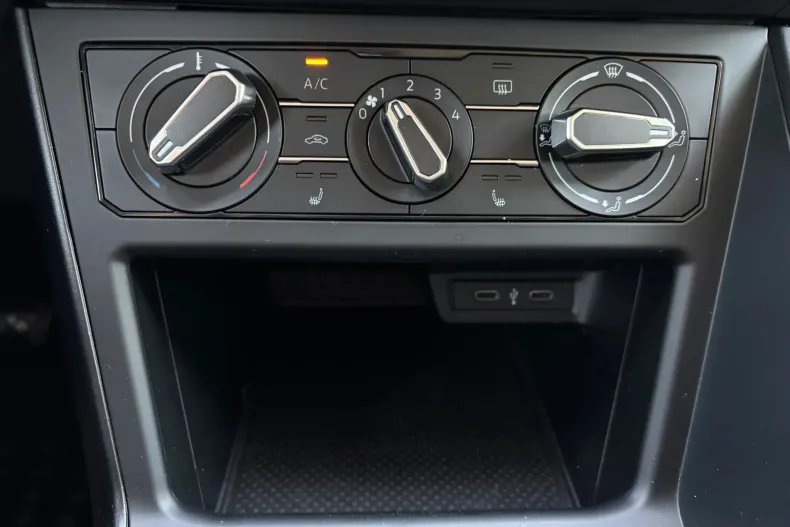 Volkswagen Polo din 2022 cu 64.700 km - oferta VOL139009 - foto 22