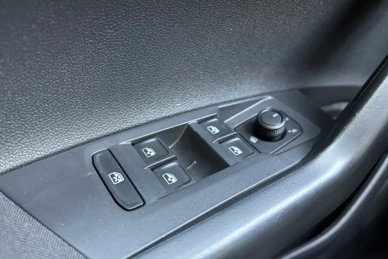 Volkswagen Polo din 2022 cu 64.700 km - oferta VOL139009 - foto 25