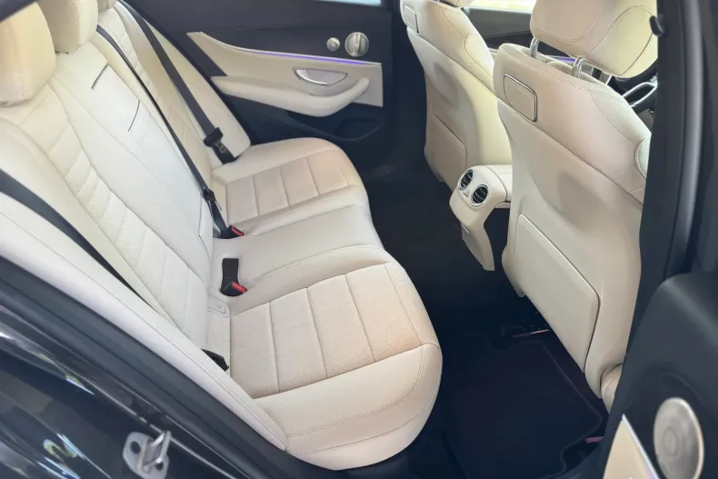 Mercedes-Benz E din 2021 cu 32.000 km - oferta MER139011 - foto 16