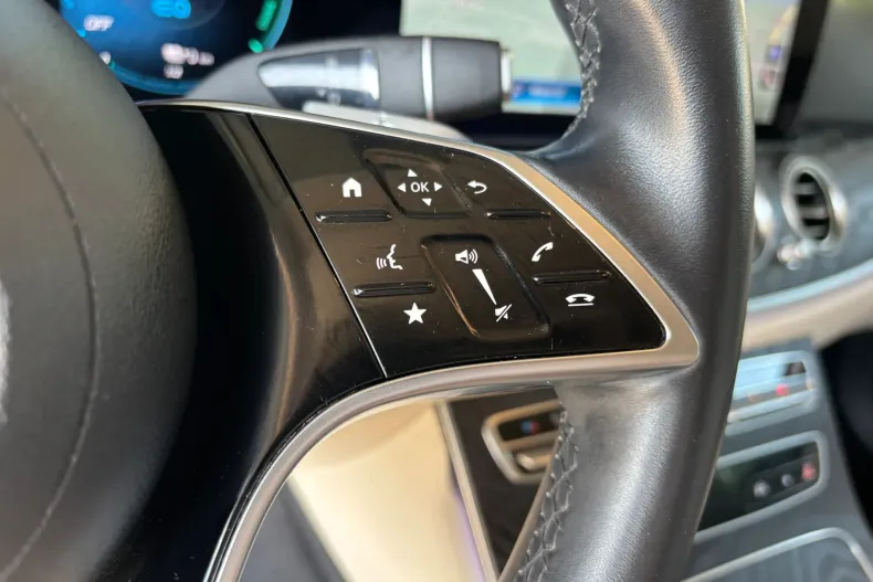 Mercedes-Benz E din 2021 cu 32.000 km - oferta MER139011 - foto 36