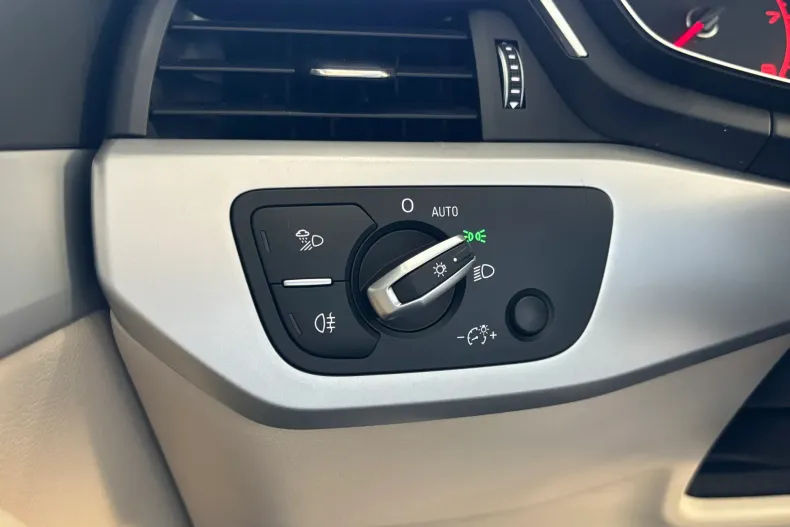 Audi A4 din 2019 cu 170.000 km - oferta AUD139023 - foto 22