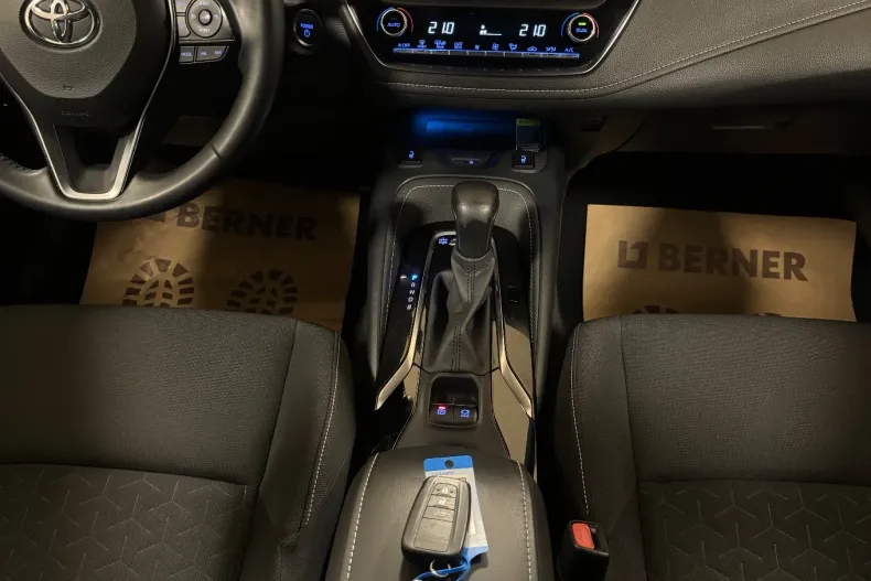 Toyota Corolla din 2019 cu 143.000 km - oferta TOY139027 - foto 12