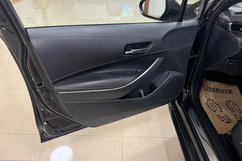 Toyota Corolla din 2019 cu 143.000 km - oferta TOY139027 - foto 27