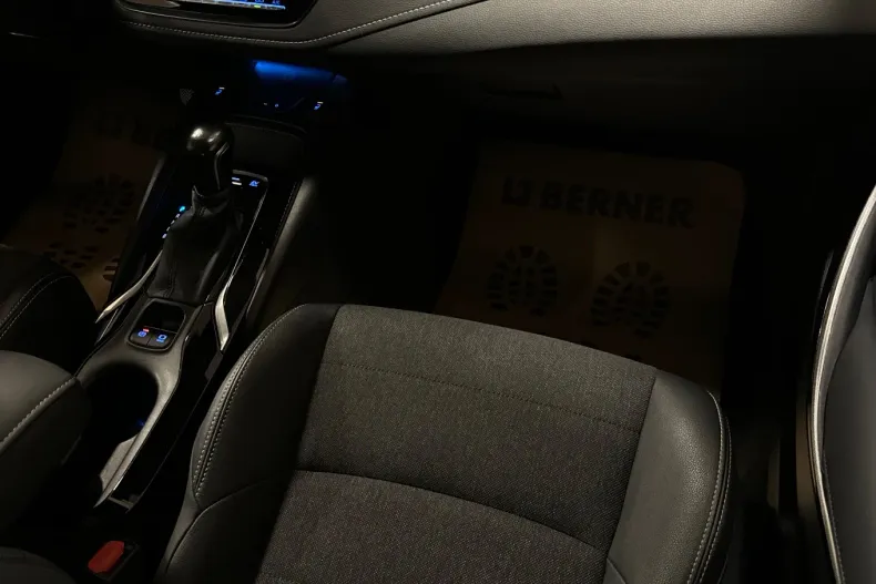 Toyota Corolla din 2021 cu 99.999 km - oferta TOY139031 - foto 17