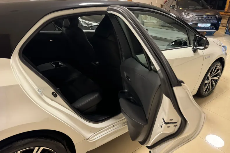 Toyota Corolla din 2021 cu 99.999 km - oferta TOY139031 - foto 28