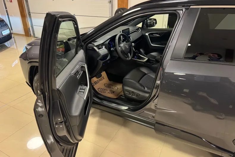 Toyota RAV4 din 2020 cu 98.999 km - oferta TOY139035 - foto 7
