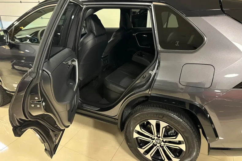 Toyota RAV4 din 2020 cu 98.999 km - oferta TOY139035 - foto 8