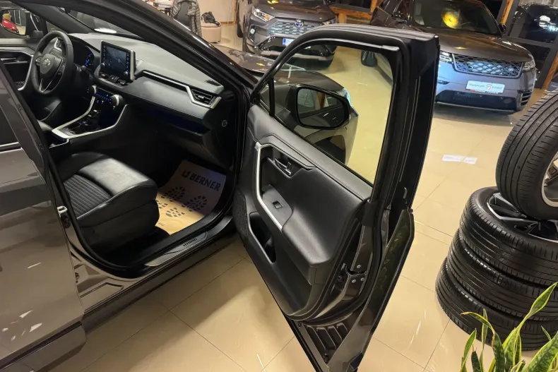 Toyota RAV4 din 2020 cu 98.999 km - oferta TOY139035 - foto 9