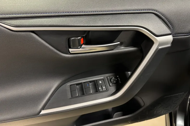 Toyota RAV4 din 2020 cu 98.999 km - oferta TOY139035 - foto 24