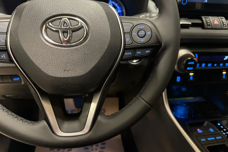 Toyota RAV4 din 2020 cu 98.999 km - oferta TOY139035 - foto 27