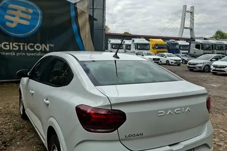Dacia Logan din 2023 cu 38.784 km - oferta DAC139054 - foto 4