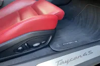 Porsche Taycan din 2021 cu 74.000 km - oferta POR139059 - foto 31
