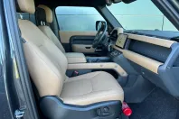 Land Rover Defender din 2024 cu 6.690 km - oferta LAN139073 - foto 6