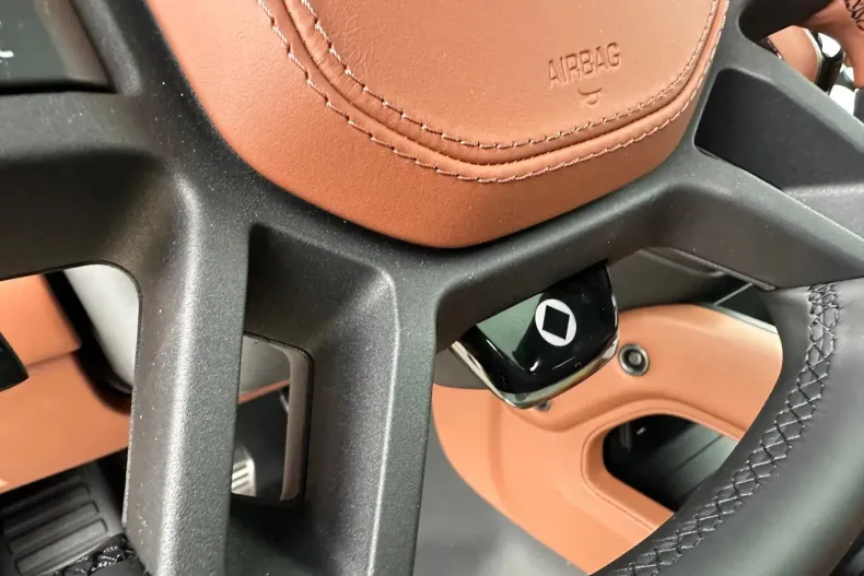 Land Rover Defender din 2025 cu 900 km - oferta LAN139074 - foto 9