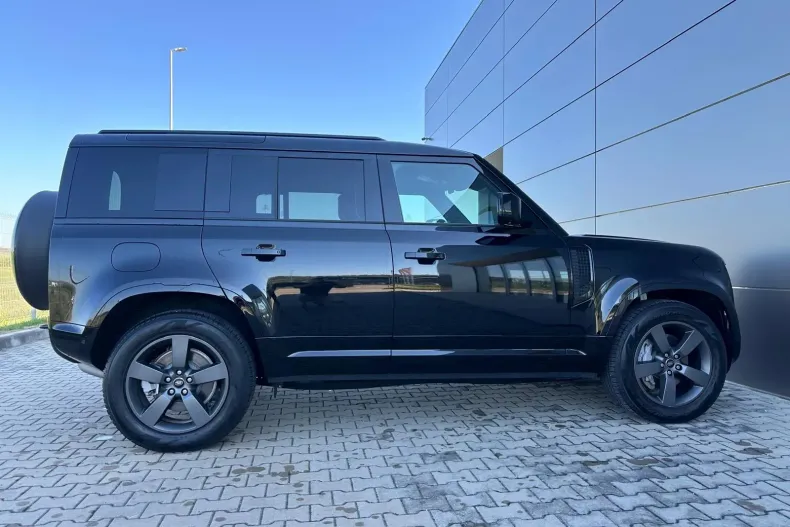 Land Rover Defender din 2024 cu 5.998 km - oferta LAN139075 - foto 11