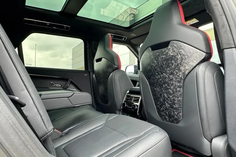 Land Rover Range Rover Sport din 2025 cu 9 km - oferta LAN139076 - foto 14