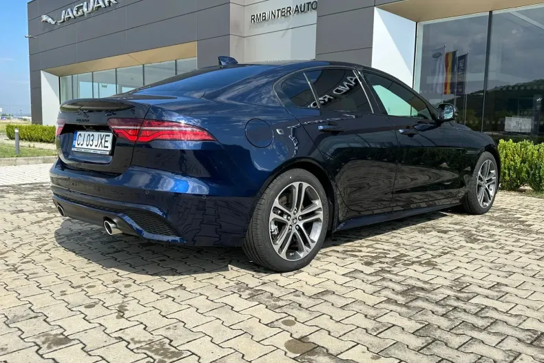 Jaguar XE din 2024 cu 19 km - oferta JAG139079 - foto 11