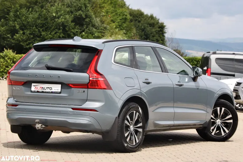 Volvo XC60 din 2022 cu 72.964 km - oferta VOL139102 - foto 2