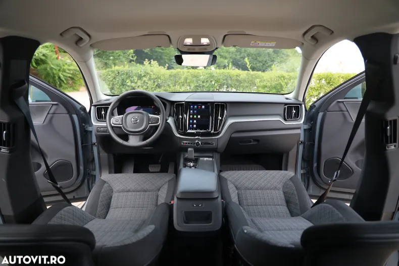 Volvo XC60 din 2022 cu 72.964 km - oferta VOL139102 - foto 15