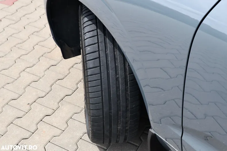 Volvo XC60 din 2022 cu 72.964 km - oferta VOL139102 - foto 33