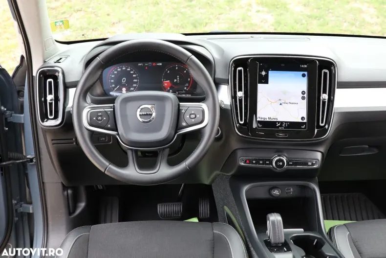 Volvo XC40 din 2019 cu 82.631 km - oferta VOL139105 - foto 5