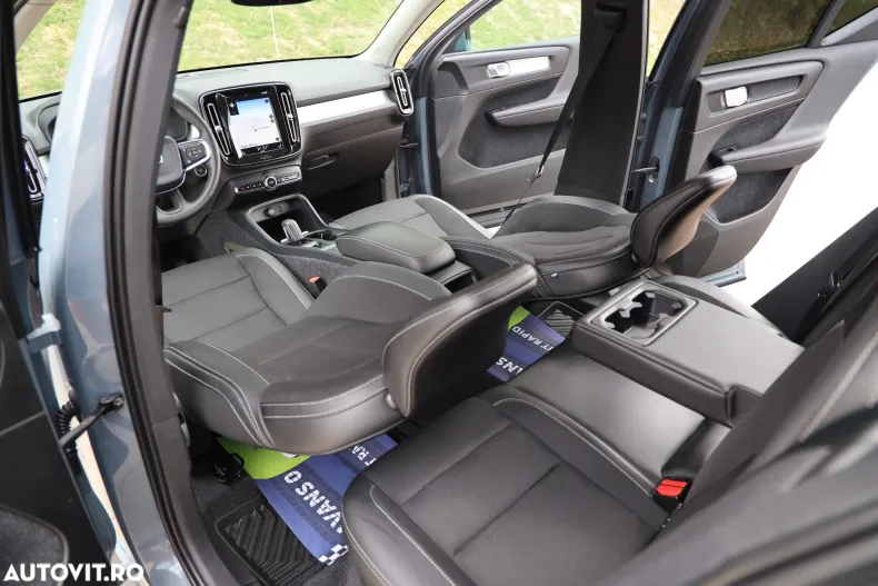 Volvo XC40 din 2019 cu 82.631 km - oferta VOL139105 - foto 9