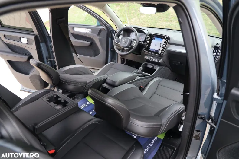 Volvo XC40 din 2019 cu 82.631 km - oferta VOL139105 - foto 12