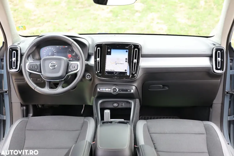 Volvo XC40 din 2019 cu 82.631 km - oferta VOL139105 - foto 16