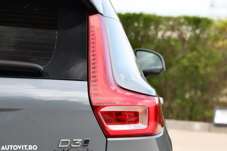 Volvo XC40 din 2019 cu 82.631 km - oferta VOL139105 - foto 35