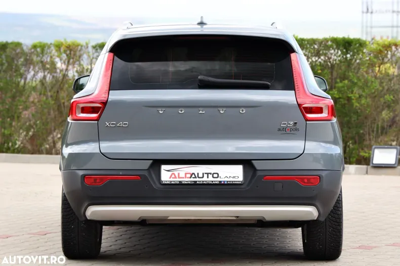 Volvo XC40 din 2019 cu 82.631 km - oferta VOL139105 - foto 37