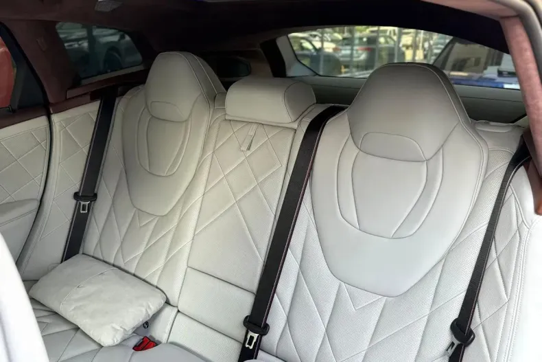 BMW XM din 2023 cu 45.035 km - oferta BMW139135 - foto 20