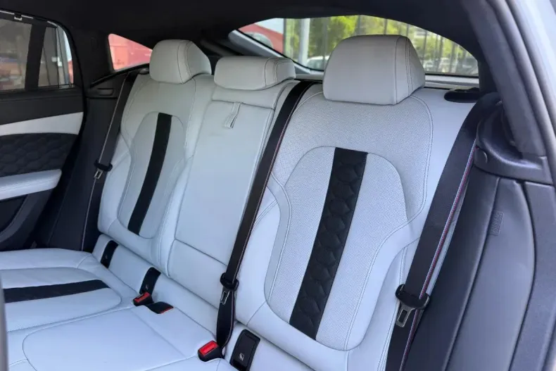 BMW X6 M din 2025 cu 100 km - oferta BMW139139 - foto 20