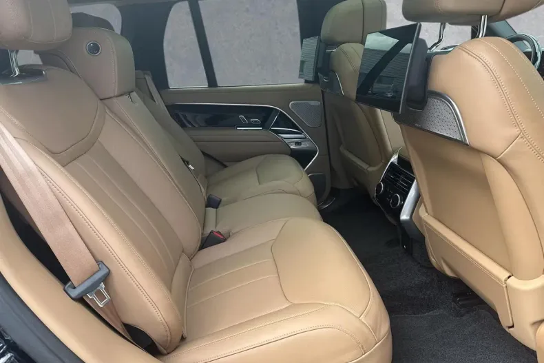 Land Rover Range Rover din 2024 cu 150 km - oferta LAN139160 - foto 8