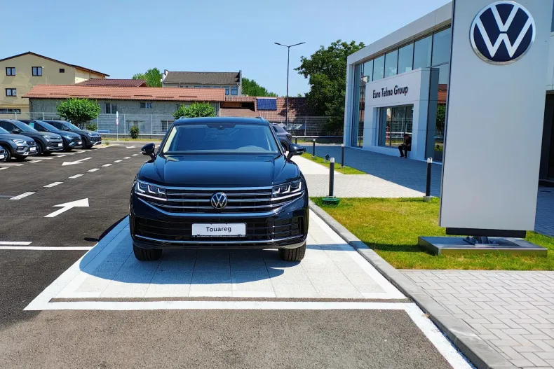 Volkswagen Touareg din 2025 cu 5 km - oferta VOL139199 - foto 2